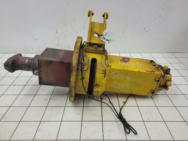 Grove GMK 4075 lifting unit counterweight right - Vérin hydraulique pour Grue: photos 1 Grove GMK 4075 lifting unit counterweight right - Vérin hydraulique pour Grue: photos 1