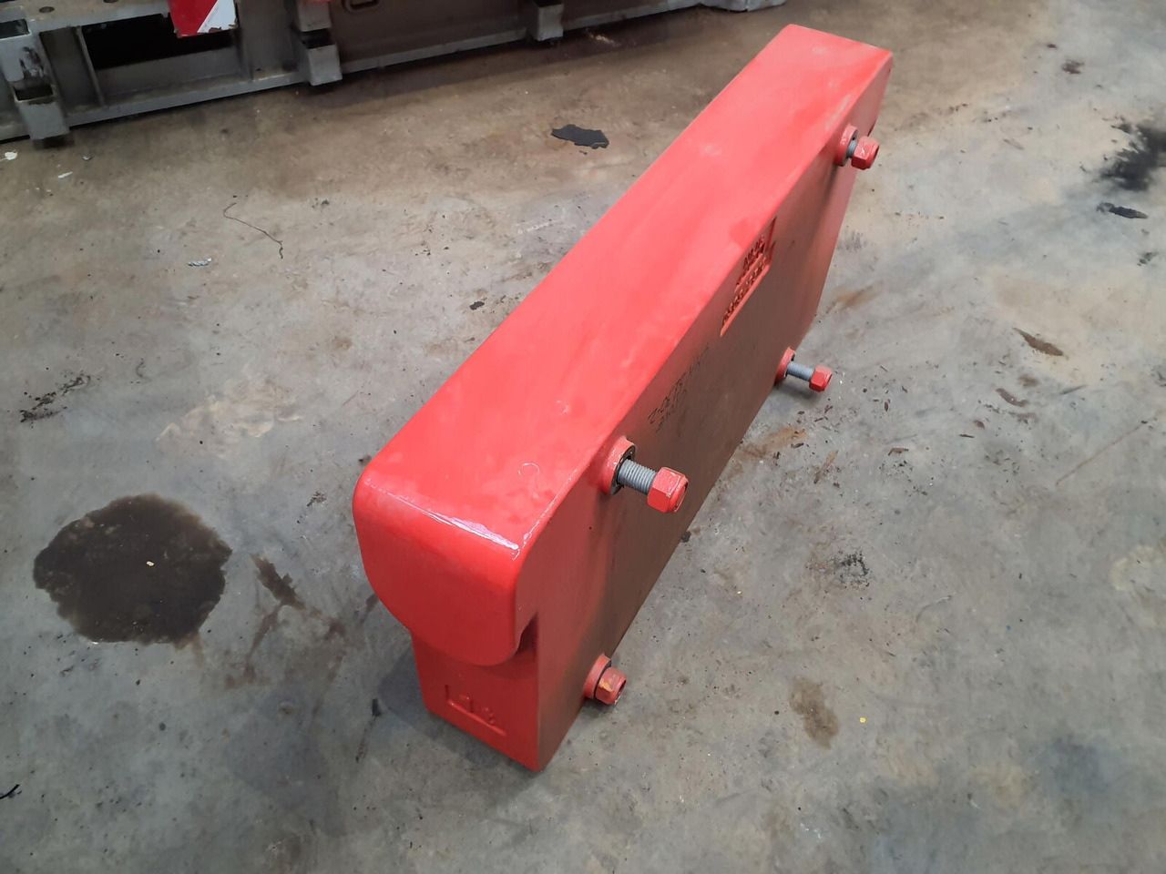 Grove GMK 5130-2 compensating weight 1 ton - Contrepoids pour Grue mobile: photos 3 Grove GMK 5130-2 compensating weight 1 ton - Contrepoids pour Grue mobile: photos 3