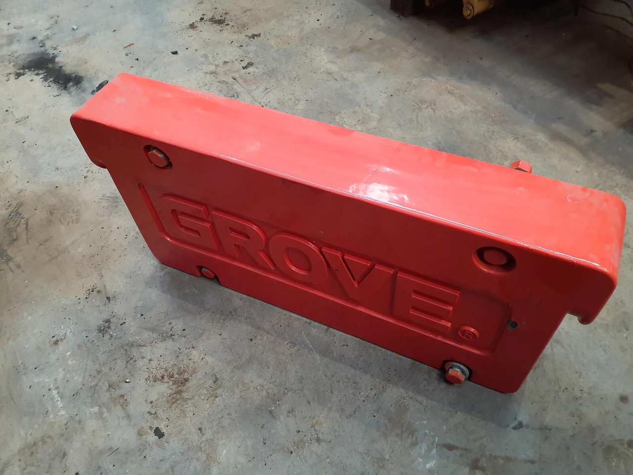Grove GMK 5130-2 compensating weight 1 ton - Contrepoids pour Grue mobile: photos 1 Grove GMK 5130-2 compensating weight 1 ton - Contrepoids pour Grue mobile: photos 1