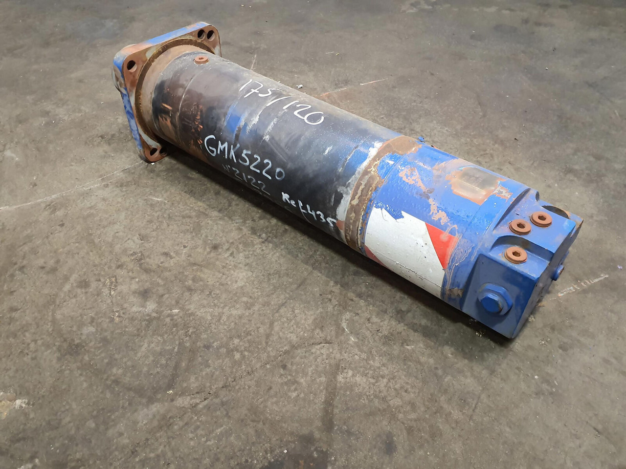 Grove GMK 5220, 5170 outrigger cylinder - Suspension pour Grue mobile: photos 4 Grove GMK 5220, 5170 outrigger cylinder - Suspension pour Grue mobile: photos 4