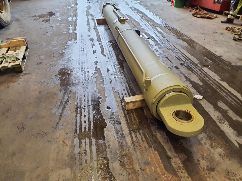 Grove GMK 5220 boom cylinder - Vérin hydraulique pour Grue: photos 2 Grove GMK 5220 boom cylinder - Vérin hydraulique pour Grue: photos 2