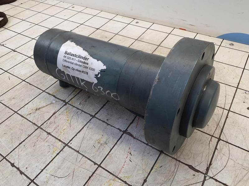 Grove GMK 6300 counterweight cylinder - Vérin hydraulique pour Grue: photos 1 Grove GMK 6300 counterweight cylinder - Vérin hydraulique pour Grue: photos 1