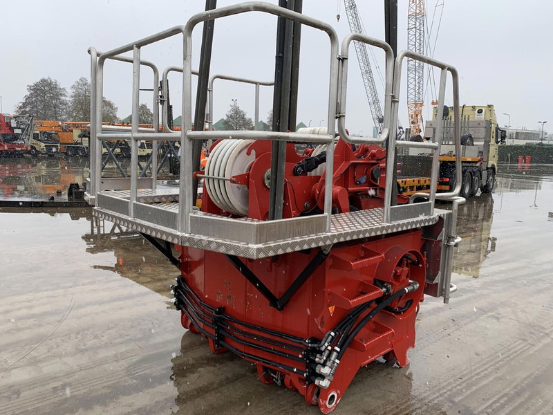 Grove GMK 6400 winch 2 - Grue auxiliaire: photos 2 Grove GMK 6400 winch 2 - Grue auxiliaire: photos 2