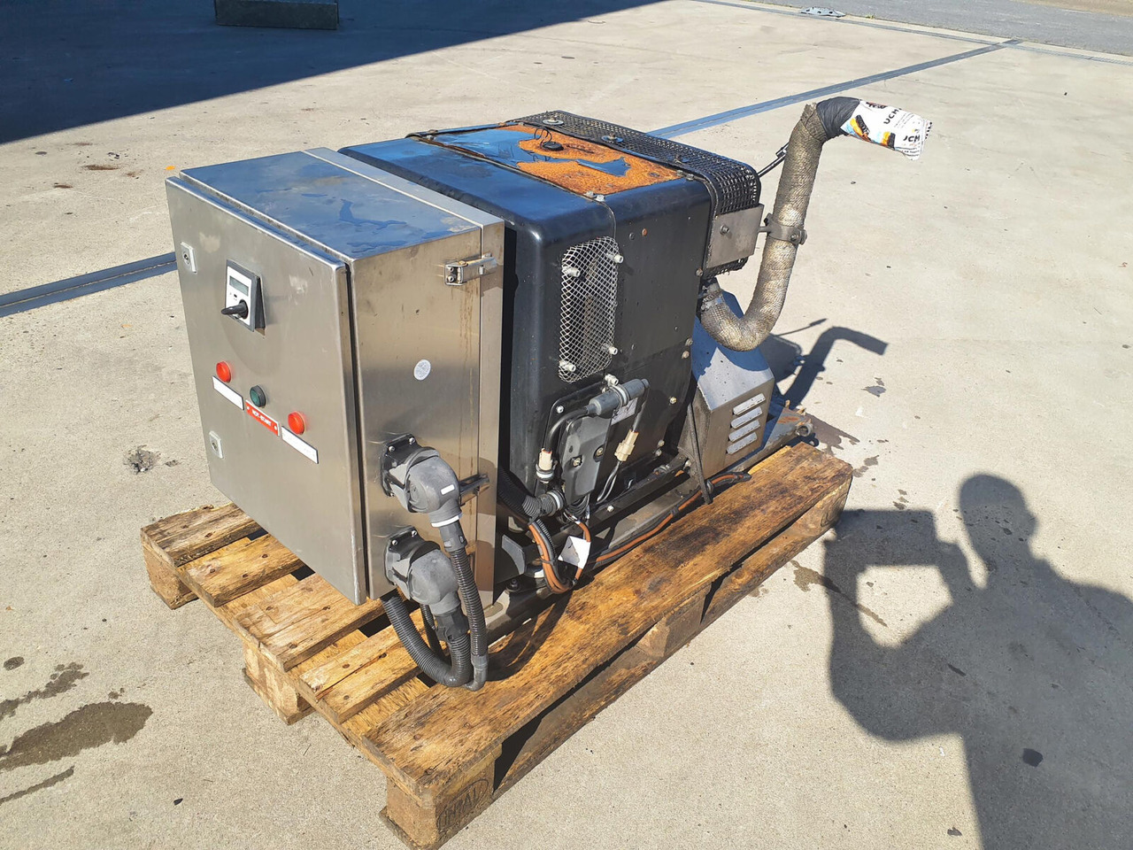 Hatz GMK 6400 Hatz engine FHZXL.722M90 - Moteur pour Grue mobile: photos 2 Hatz GMK 6400 Hatz engine FHZXL.722M90 - Moteur pour Grue mobile: photos 2