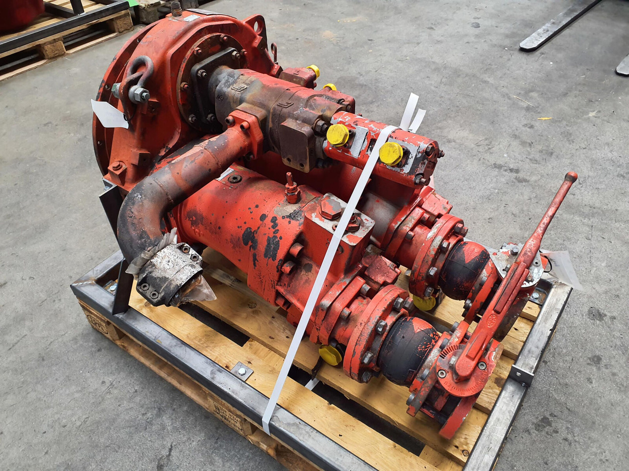 Krupp 350 GMT hydro pump - Pompe hydraulique pour Grue mobile: photos 3 Krupp 350 GMT hydro pump - Pompe hydraulique pour Grue mobile: photos 3