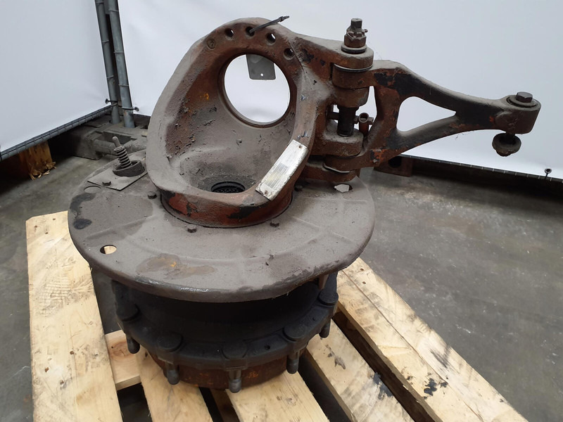Krupp KMK 4070 Megatrack axle housing - Fusée d'essieu pour Grue: photos 1 Krupp KMK 4070 Megatrack axle housing - Fusée d'essieu pour Grue: photos 1