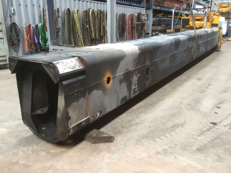 Krupp MK 5140 5160 telescopic section 1 - Carrosserie et extérieur pour Grue: photos 4 Krupp MK 5140 5160 telescopic section 1 - Carrosserie et extérieur pour Grue: photos 4