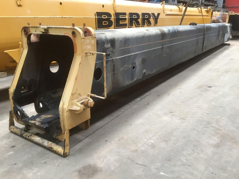 Krupp MK 5140 5160 telescopic section 1 - Carrosserie et extérieur pour Grue: photos 1 Krupp MK 5140 5160 telescopic section 1 - Carrosserie et extérieur pour Grue: photos 1