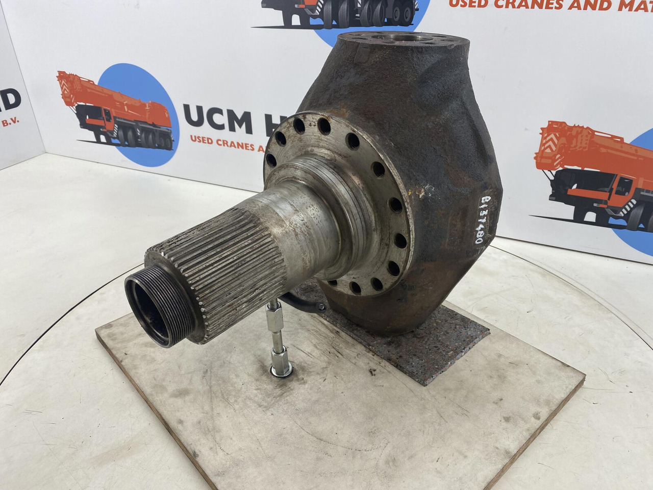 Liebherr LTM 1035 Steering knuckle 16 holes axle 1 - Fusée d'essieu pour Grue mobile: photos 1 Liebherr LTM 1035 Steering knuckle 16 holes axle 1 - Fusée d'essieu pour Grue mobile: photos 1