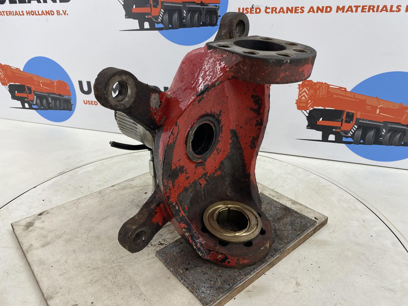 Liebherr LTM 1060 Steering knuckle axle 1 and 2 - Fusée d'essieu: photos 4 Liebherr LTM 1060 Steering knuckle axle 1 and 2 - Fusée d'essieu: photos 4