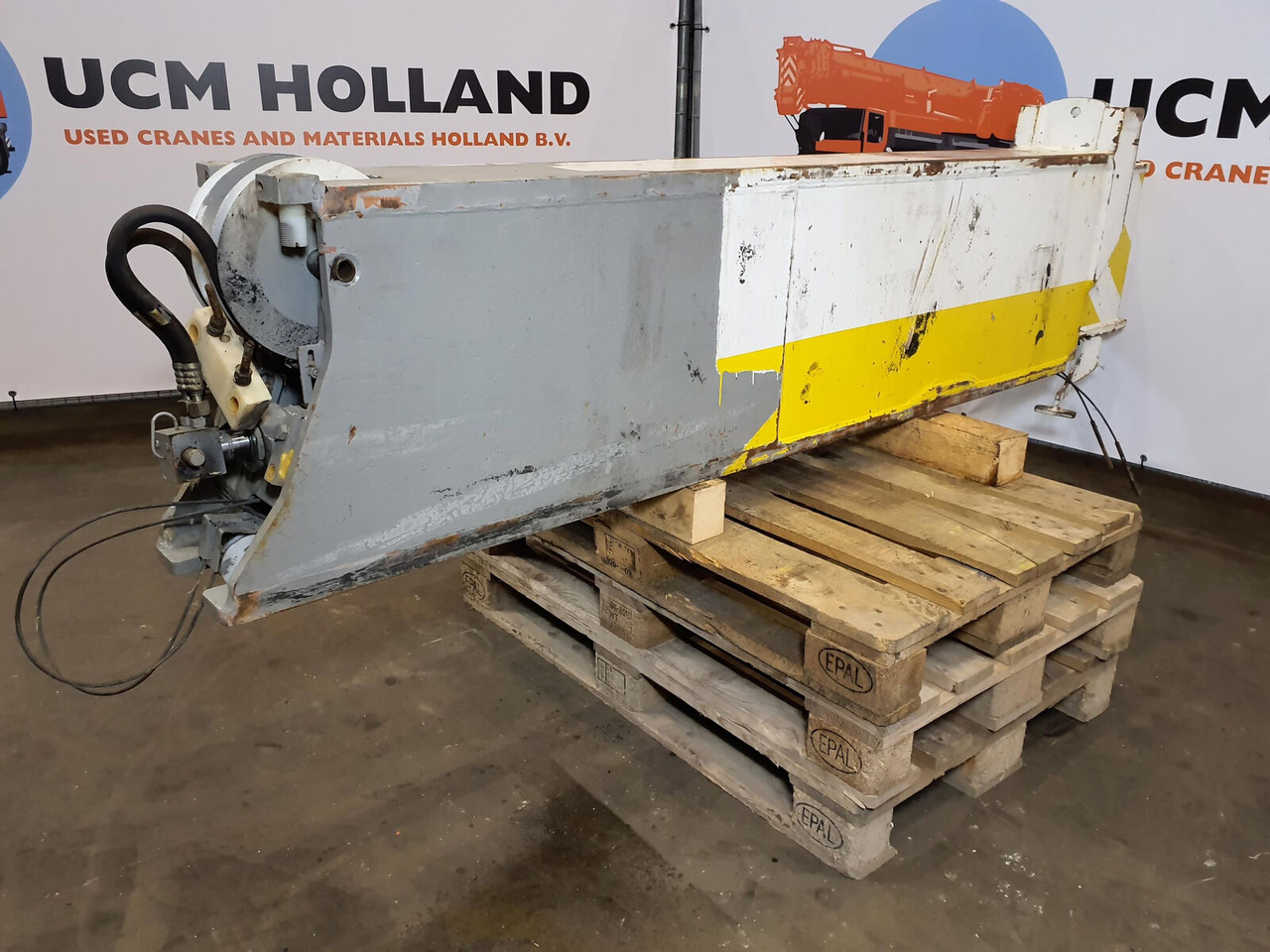 Liebherr LTM 1090-2 outrigger beam rear - Suspension pour Grue: photos 4 Liebherr LTM 1090-2 outrigger beam rear - Suspension pour Grue: photos 4