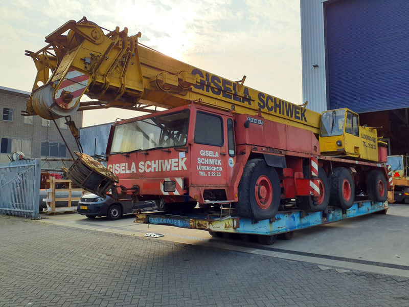 Liebherr LTM 1100 - Grue tout-terrain: photos 2 Liebherr LTM 1100 - Grue tout-terrain: photos 2