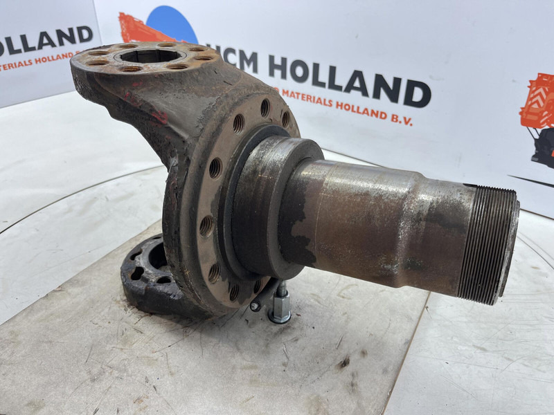 Liebherr LTM 1160 Steering knuckle 12 holes axle 3 - Fusée d'essieu pour Grue: photos 3 Liebherr LTM 1160 Steering knuckle 12 holes axle 3 - Fusée d'essieu pour Grue: photos 3