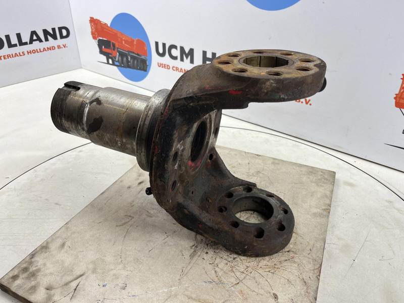 Liebherr LTM 1160 Steering knuckle 12 holes axle 3 - Fusée d'essieu pour Grue: photos 4 Liebherr LTM 1160 Steering knuckle 12 holes axle 3 - Fusée d'essieu pour Grue: photos 4