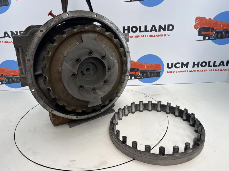 Liebherr LTM 1200/1 Distributor gearbox with coupling - Boîte de vitesse pour Grue: photos 5 Liebherr LTM 1200/1 Distributor gearbox with coupling - Boîte de vitesse pour Grue: photos 5