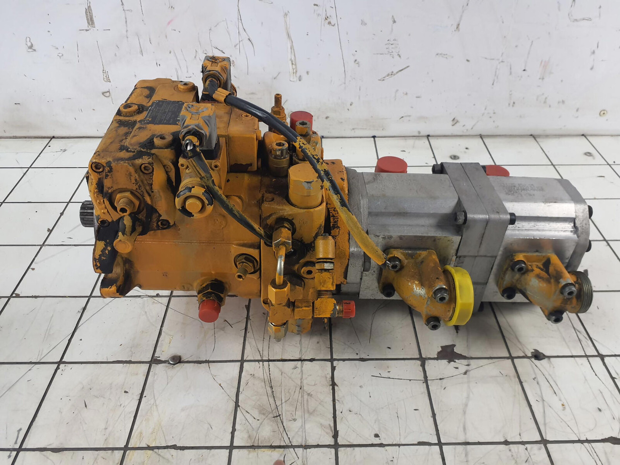 Liebherr LTM 1300 pump set - Pompe hydraulique pour Grue mobile: photos 2 Liebherr LTM 1300 pump set - Pompe hydraulique pour Grue mobile: photos 2