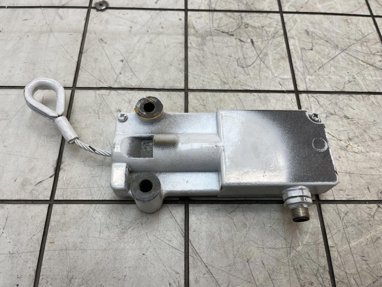 Liebherr LTM 1400-7.1 hoist limit switch - Système électrique pour Grue: photos 5 Liebherr LTM 1400-7.1 hoist limit switch - Système électrique pour Grue: photos 5