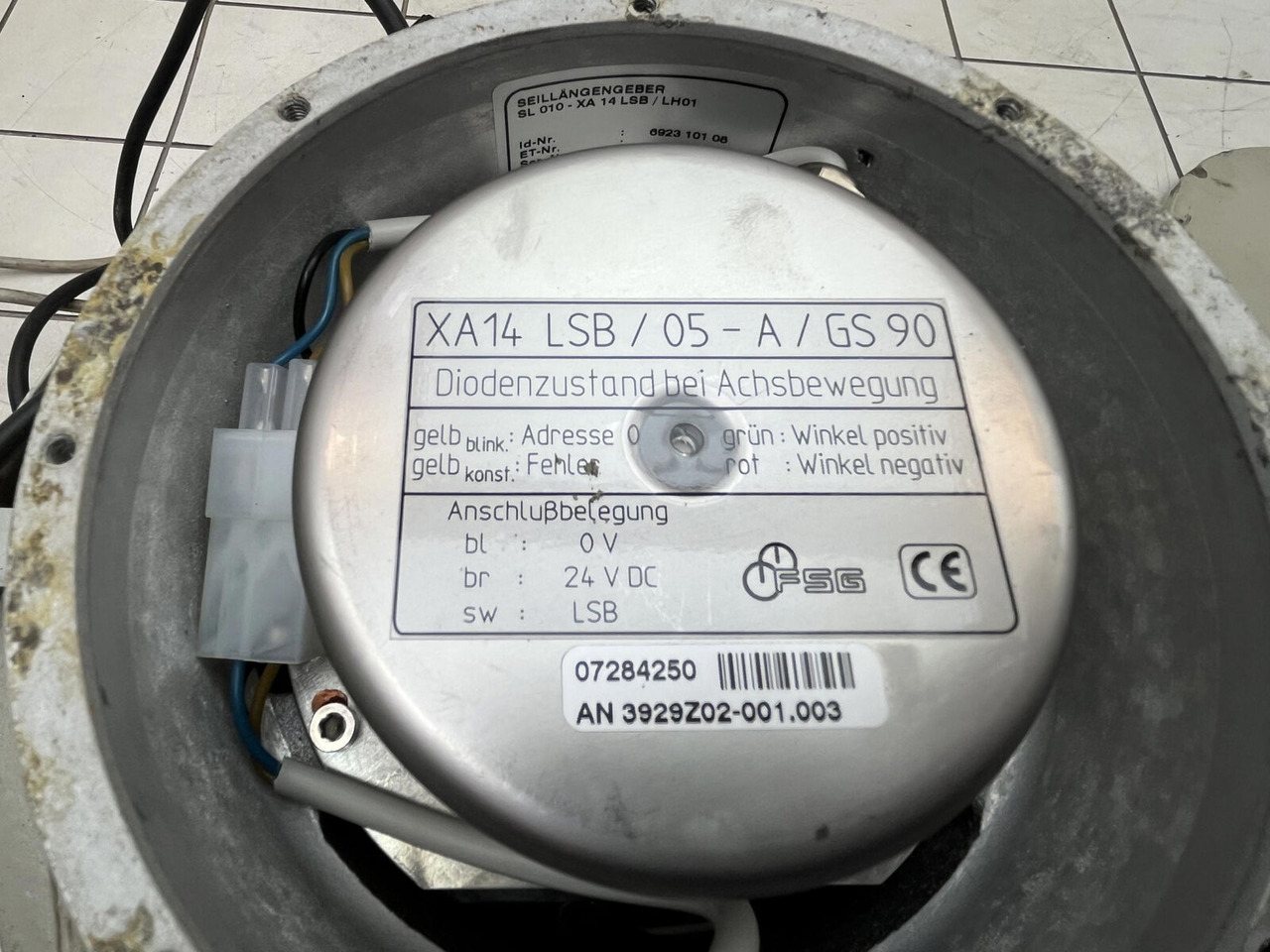 Pièces de rechange pour Grue mobile Liebherr LTM 1060/2 rope length indicator: photos 8 Pièces de rechange pour Grue mobile Liebherr LTM 1060/2 rope length indicator: photos 8