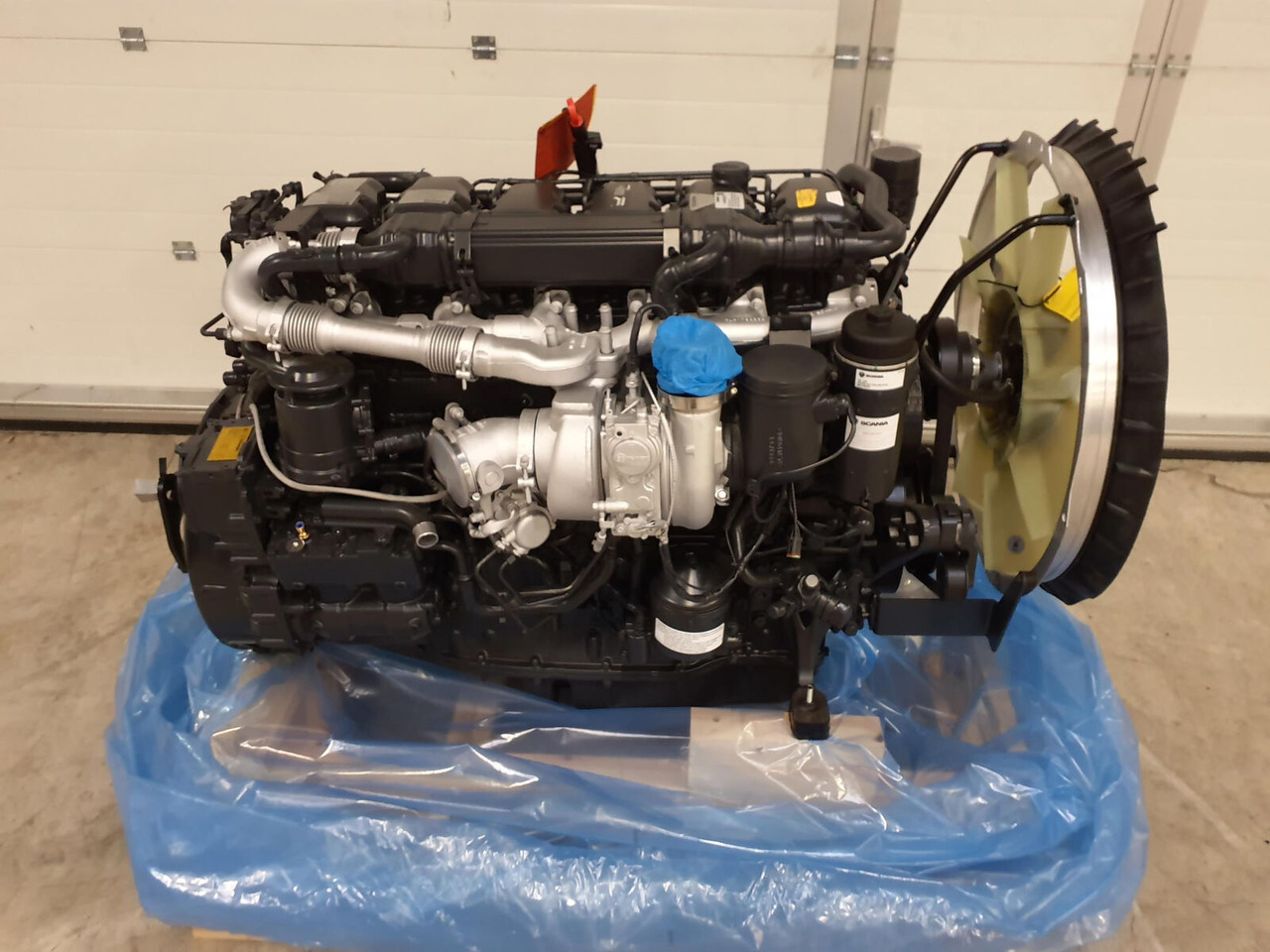 Tadano Faun Demag AC 220-1, AC 5.220-1 Scania DC13 085A motor - Moteur pour Grue: photos 5 Tadano Faun Demag AC 220-1, AC 5.220-1 Scania DC13 085A motor - Moteur pour Grue: photos 5