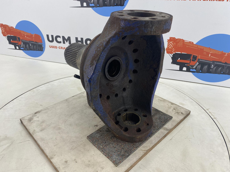 Terex AC 205 Steering knuckle 16 holes - Fusée d'essieu pour Grue: photos 4 Terex AC 205 Steering knuckle 16 holes - Fusée d'essieu pour Grue: photos 4