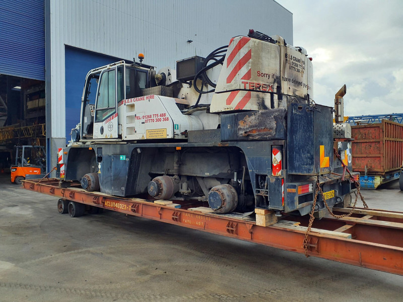 Terex AC 40-1 - Grue tout-terrain: photos 4 Terex AC 40-1 - Grue tout-terrain: photos 4
