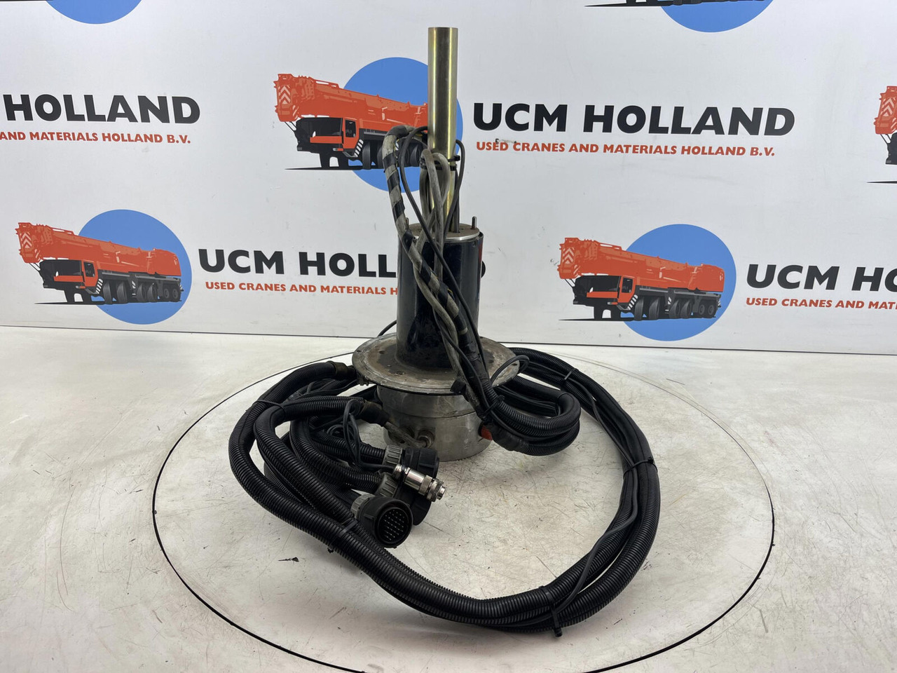 Terex AC slip ring assy - Suspension pour Grue: photos 4 Terex AC slip ring assy - Suspension pour Grue: photos 4