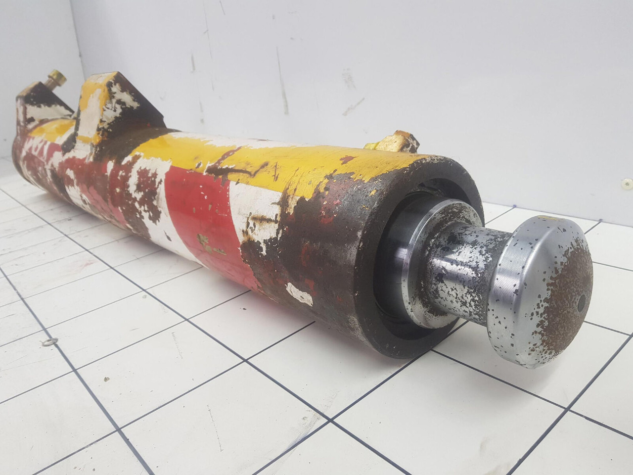 Terex AC50 / AC155 support cylinder - Vérin hydraulique pour Grue mobile: photos 5 Terex AC50 / AC155 support cylinder - Vérin hydraulique pour Grue mobile: photos 5