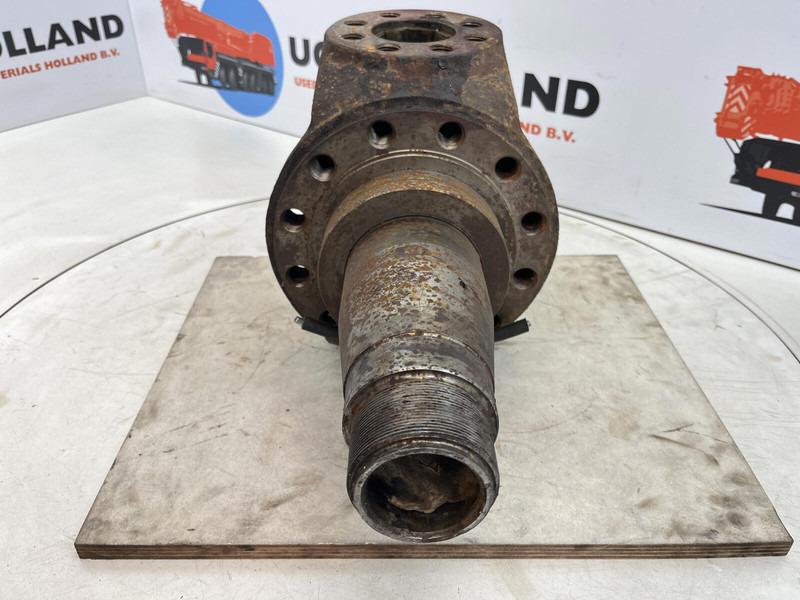Terex HC 340 Steering knuckle 12 holes axle 2 - Fusée d'essieu: photos 2 Terex HC 340 Steering knuckle 12 holes axle 2 - Fusée d'essieu: photos 2
