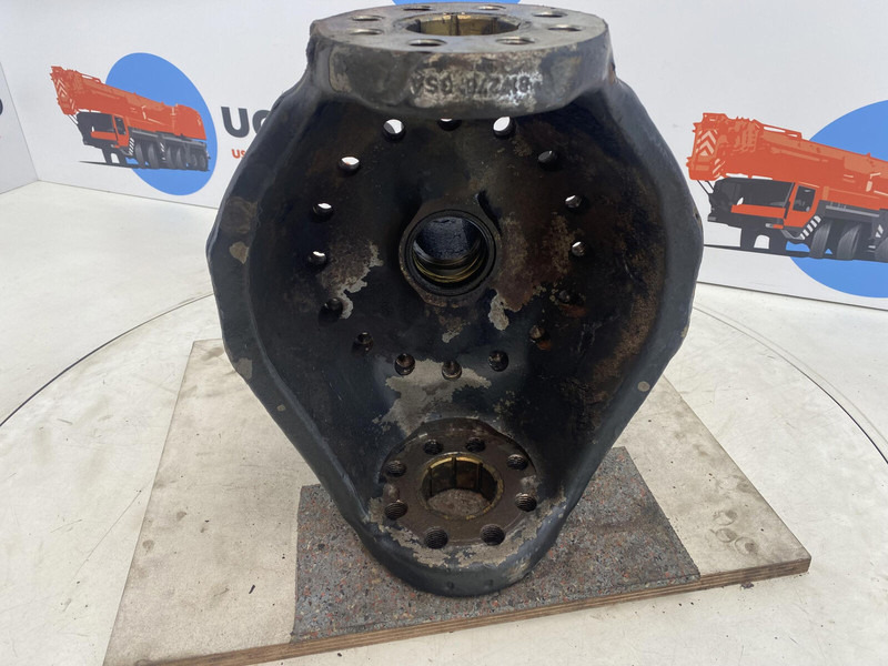 Terex Terex Demag AC 35 Steering knuckle 16 holes axle 1 - Fusée d'essieu pour Grue: photos 5 Terex Terex Demag AC 35 Steering knuckle 16 holes axle 1 - Fusée d'essieu pour Grue: photos 5