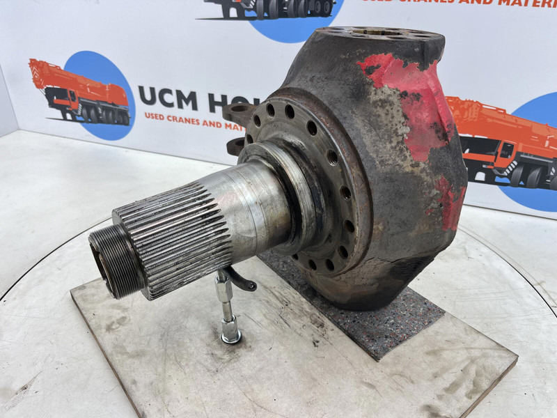 Terex Terex Demag AC35 Steering knuckle 16 holes axle 2 right - Fusée d'essieu pour Grue: photos 1 Terex Terex Demag AC35 Steering knuckle 16 holes axle 2 right - Fusée d'essieu pour Grue: photos 1