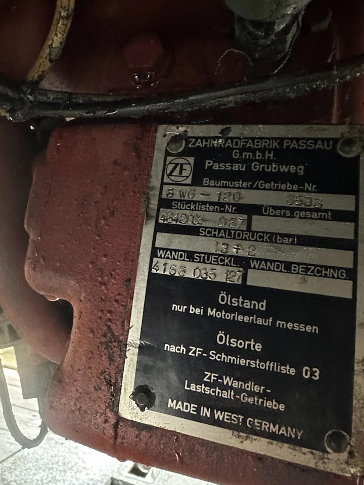 ZF KMK 2025 gearbox 6WG120 - Boîte de vitesse pour Grue mobile: photos 3 ZF KMK 2025 gearbox 6WG120 - Boîte de vitesse pour Grue mobile: photos 3