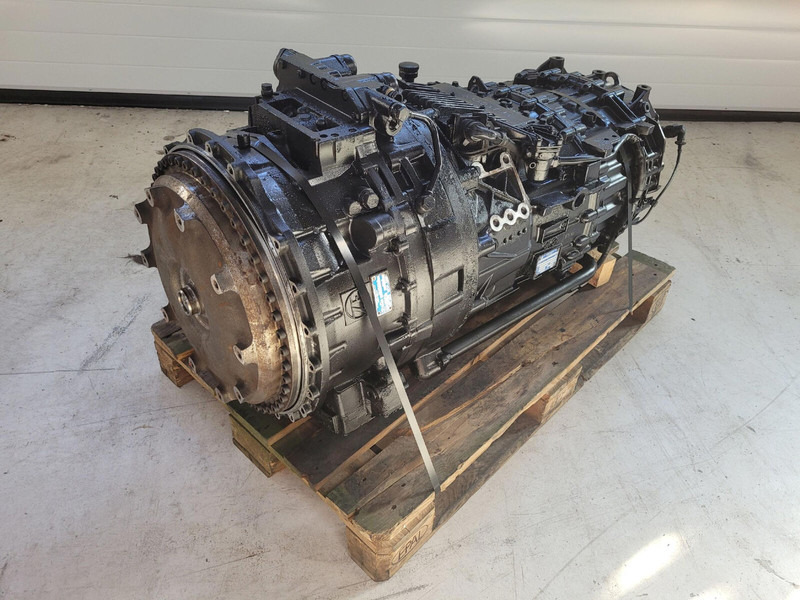 ZF LTM 1250-6.1 gearbox TC tronic 12 AS 3002 TC - Boîte de vitesse pour Grue: photos 1 ZF LTM 1250-6.1 gearbox TC tronic 12 AS 3002 TC - Boîte de vitesse pour Grue: photos 1