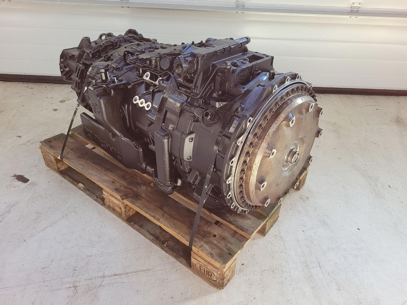 ZF LTM 1250-6.1 gearbox TC tronic 12 AS 3002 TC - Boîte de vitesse pour Grue: photos 2 ZF LTM 1250-6.1 gearbox TC tronic 12 AS 3002 TC - Boîte de vitesse pour Grue: photos 2
