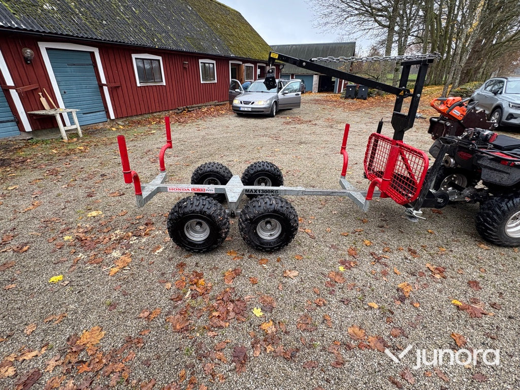 ATV timmervagn - Honda LT-13 - Autre matériel: photos 2 ATV timmervagn - Honda LT-13 - Autre matériel: photos 2