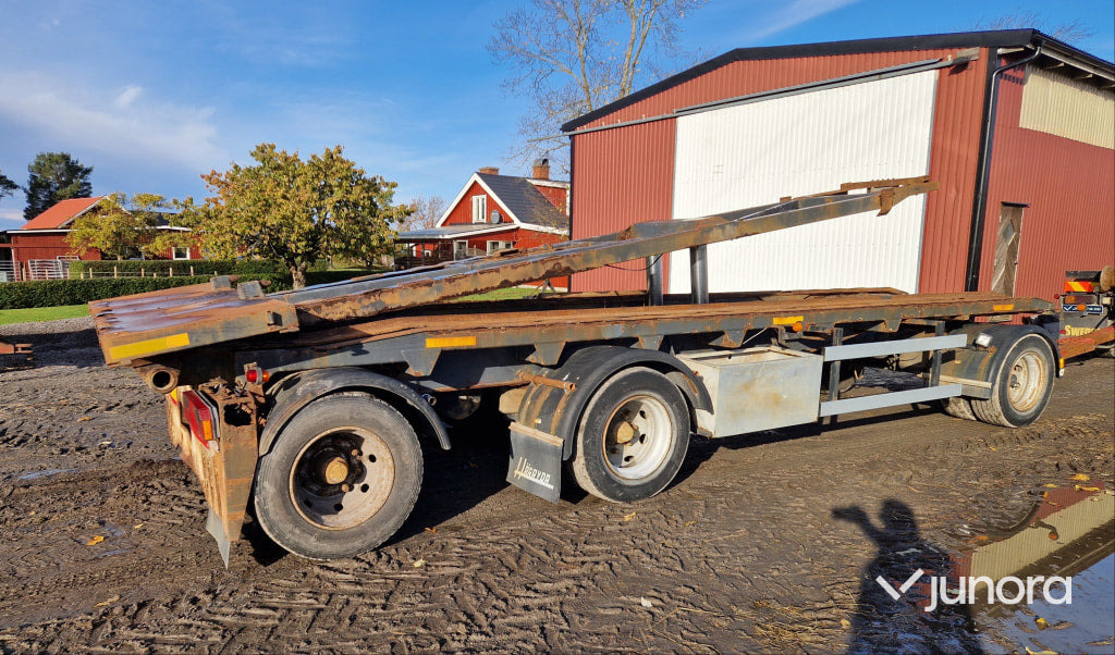 Lastväxlarvagn + Tipp - Härryda, THLBS-300-N - Autre matériel: photos 4 Lastväxlarvagn + Tipp - Härryda, THLBS-300-N - Autre matériel: photos 4