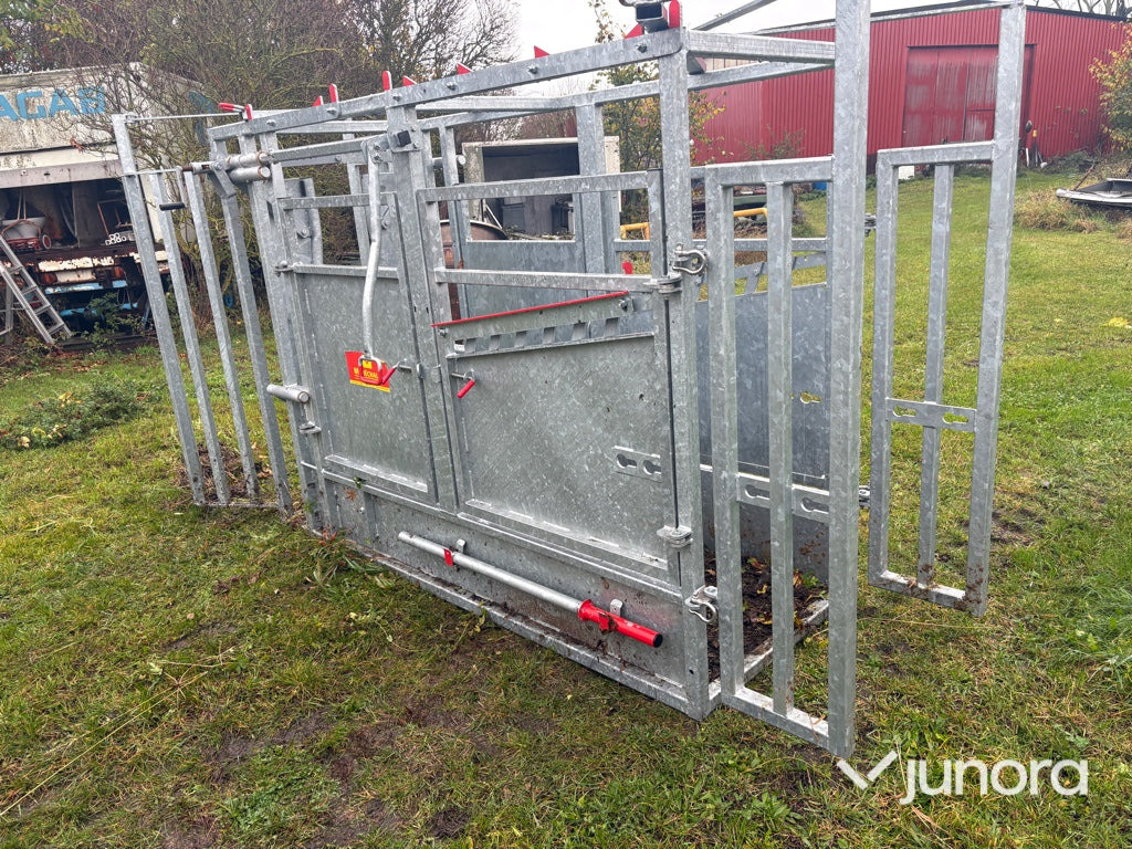 Behandlingsbox - Marechalle PM 2400 - Matériel d'élevage: photos 3 Behandlingsbox - Marechalle PM 2400 - Matériel d'élevage: photos 3