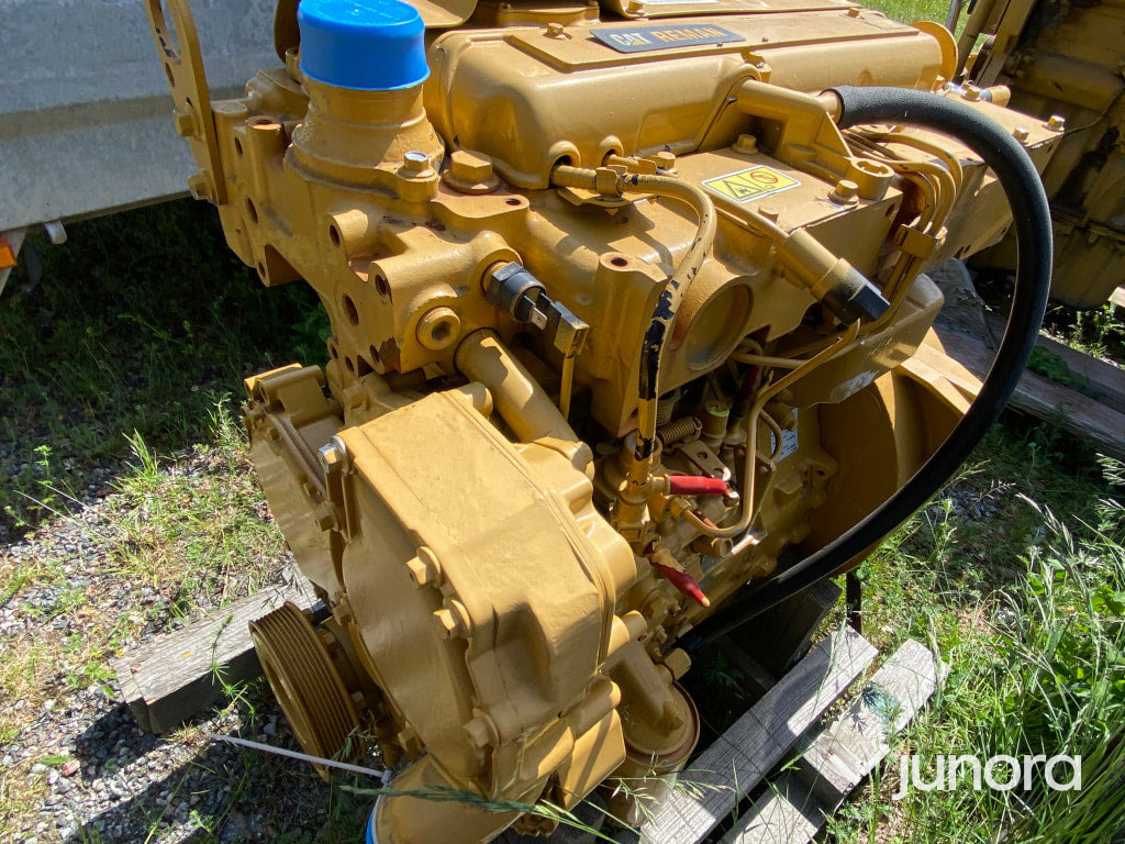 CAT motor komplett c4.4 Reman - Moteur pour Engins de chantier: photos 1 CAT motor komplett c4.4 Reman - Moteur pour Engins de chantier: photos 1