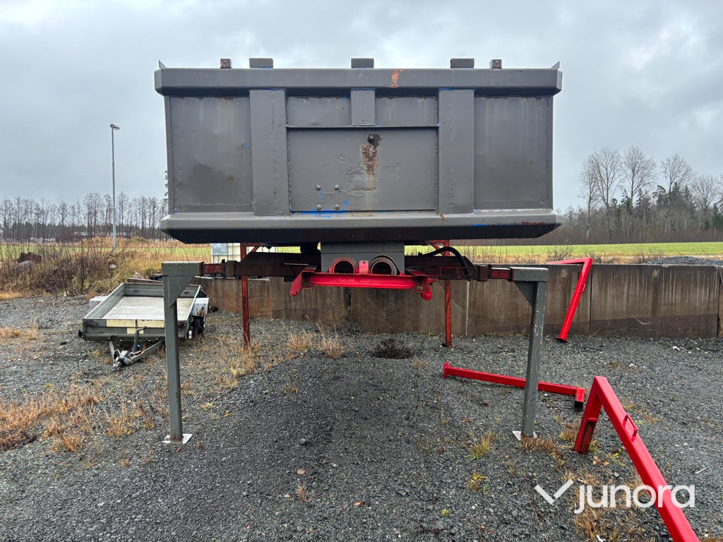 Flak - Blidsberg, med högtippande lucka - Carrosserie plateau: photos 4 Flak - Blidsberg, med högtippande lucka - Carrosserie plateau: photos 4