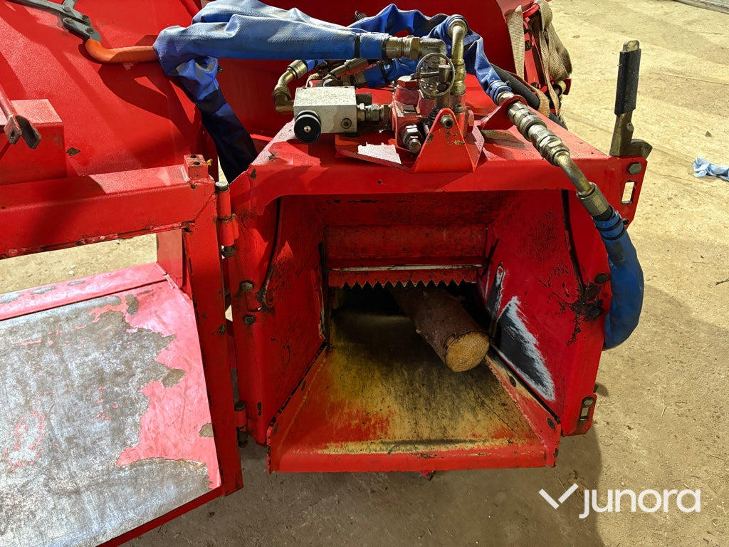 Flistugg - Farmi - Broyeur de végétaux: photos 4 Flistugg - Farmi - Broyeur de végétaux: photos 4