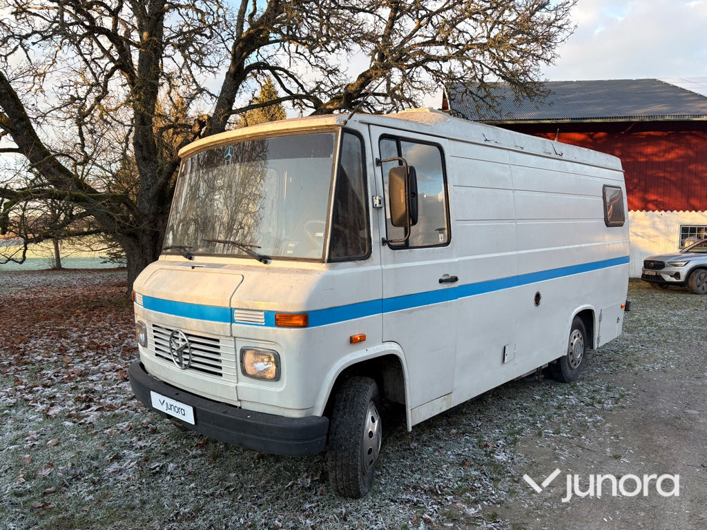 Husbil - Mercedes-Benz L 508D - Fourgon aménagé: photos 1 Husbil - Mercedes-Benz L 508D - Fourgon aménagé: photos 1