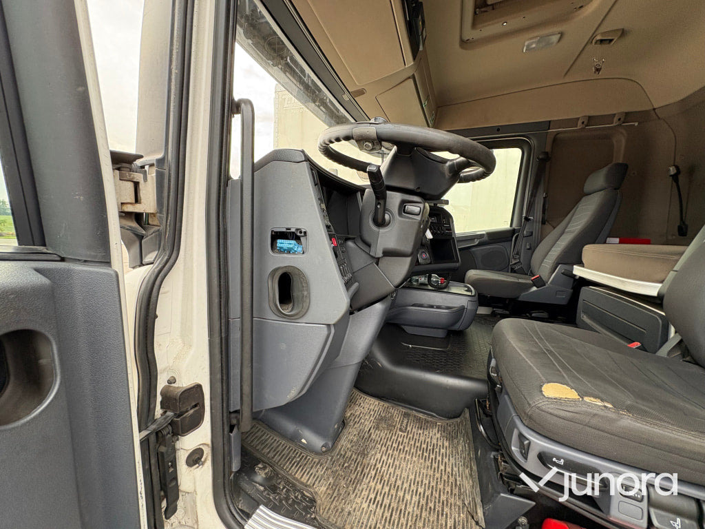 Lastbil Scania R450 med kyl - Camion frigorifique: photos 5 Lastbil Scania R450 med kyl - Camion frigorifique: photos 5