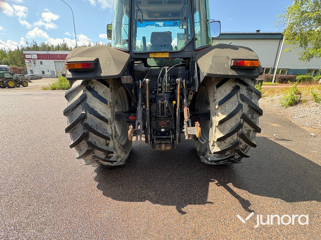 Massey Ferguson 6270 med Lastare - Tracteur agricole: photos 5 Massey Ferguson 6270 med Lastare - Tracteur agricole: photos 5