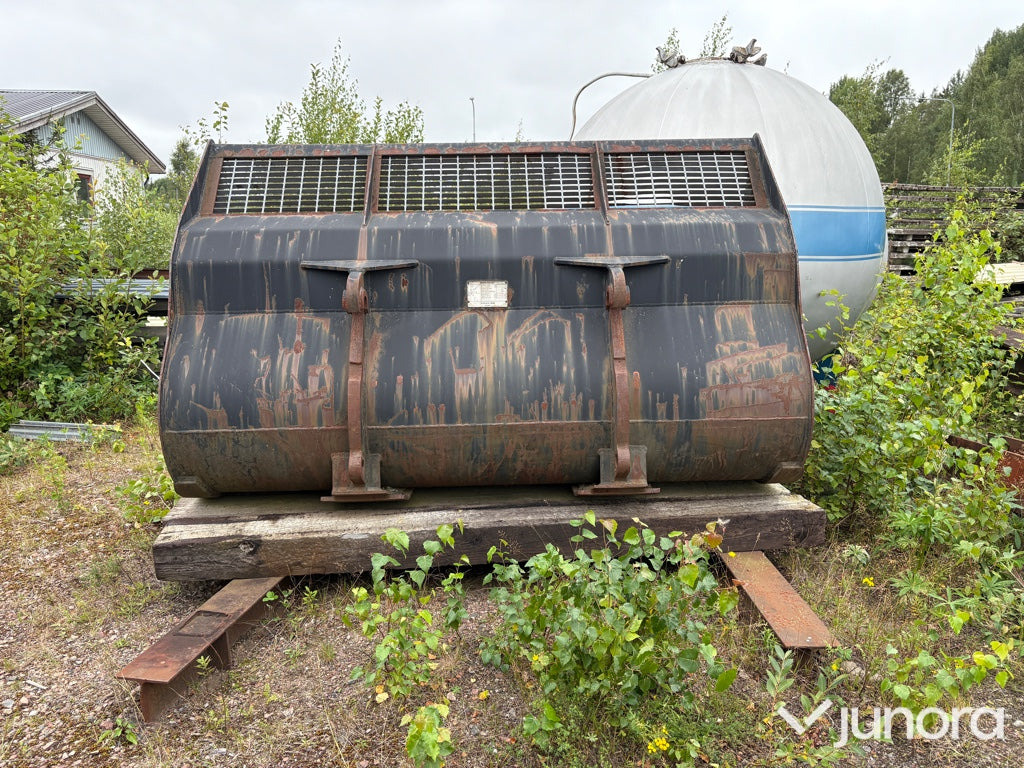 Skopa - Volvo BM - Godet pour chargeur: photos 5 Skopa - Volvo BM - Godet pour chargeur: photos 5