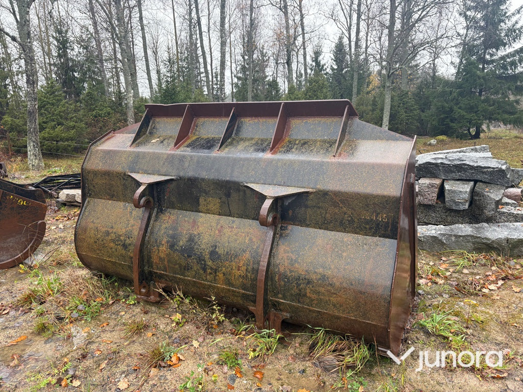 Tandskopa - Volvo Stora BM - Godet pour chargeur: photos 5 Tandskopa - Volvo Stora BM - Godet pour chargeur: photos 5