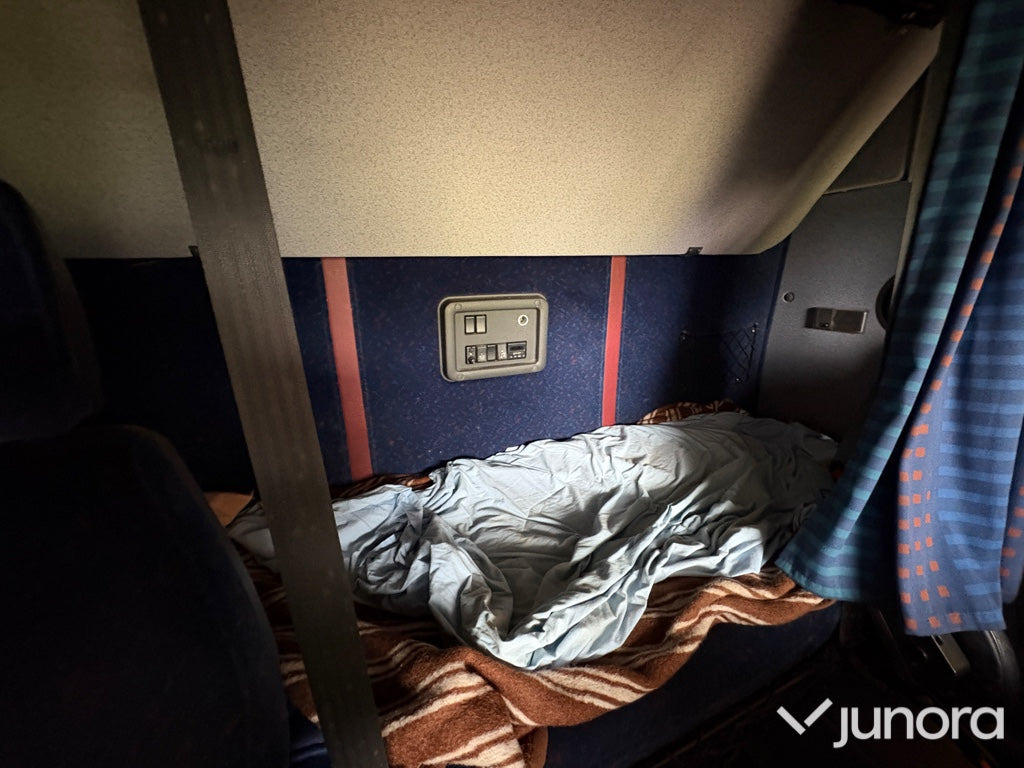 Lastbil - Volvo, FH12 6X2 - crédit-bail Lastbil - Volvo, FH12 6X2: photos 22 Lastbil - Volvo, FH12 6X2 - crédit-bail Lastbil - Volvo, FH12 6X2: photos 22