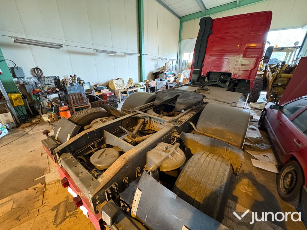 Lastbil - Volvo, FH12 6X2 - crédit-bail Lastbil - Volvo, FH12 6X2: photos 11 Lastbil - Volvo, FH12 6X2 - crédit-bail Lastbil - Volvo, FH12 6X2: photos 11