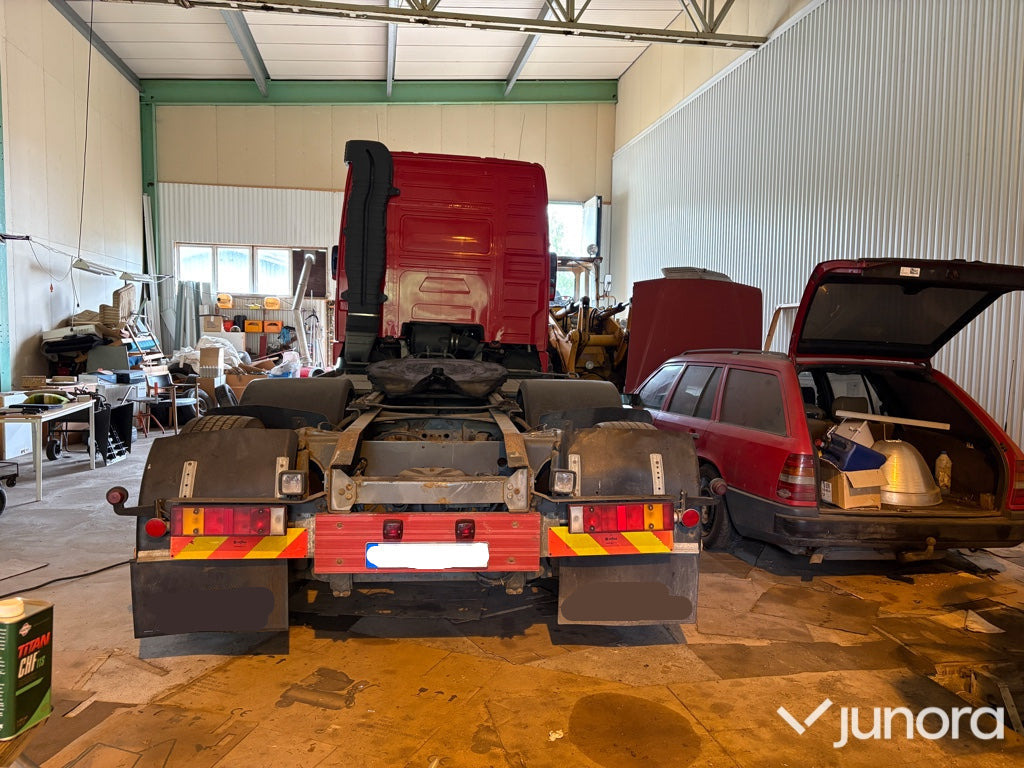 Lastbil - Volvo, FH12 6X2 - crédit-bail Lastbil - Volvo, FH12 6X2: photos 8 Lastbil - Volvo, FH12 6X2 - crédit-bail Lastbil - Volvo, FH12 6X2: photos 8