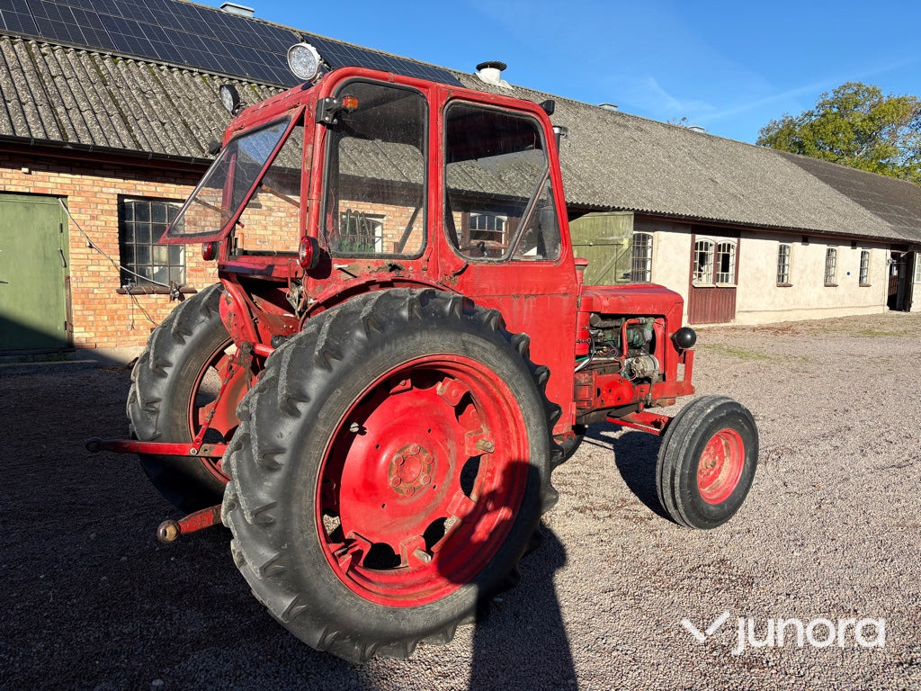 Traktor - Bolinder Munktell BM Volvo 400 Buster - Tracteur agricole: photos 5 Traktor - Bolinder Munktell BM Volvo 400 Buster - Tracteur agricole: photos 5