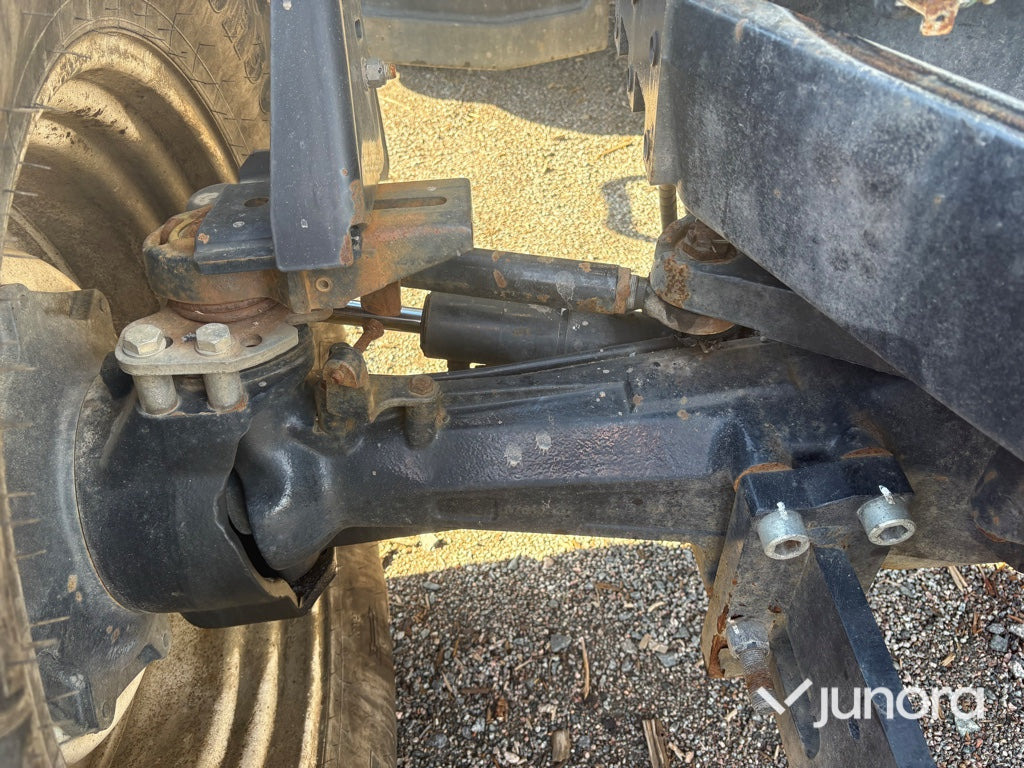 Tracteur agricole Traktor - New Holland T7040: photos 29