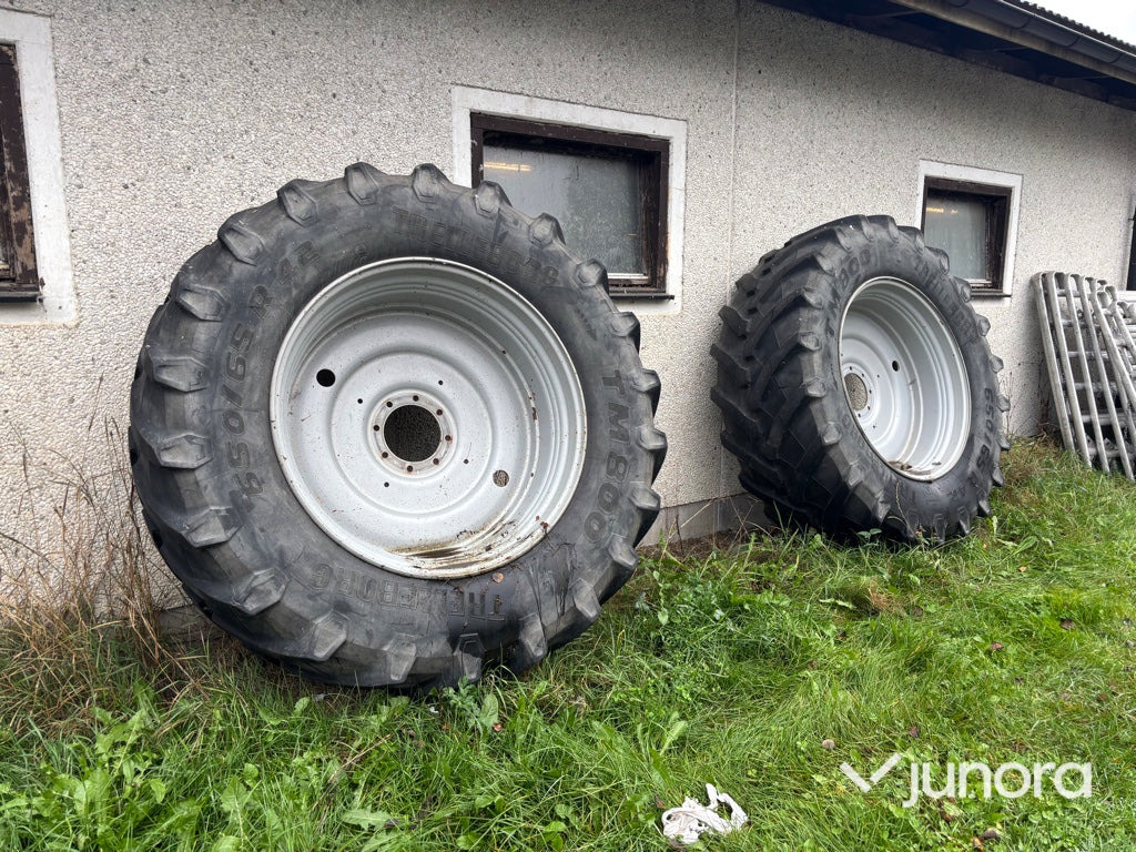 Traktordäck & fälg - Trelleborg TM800 - Roue complète pour Machine agricole: photos 2 Traktordäck & fälg - Trelleborg TM800 - Roue complète pour Machine agricole: photos 2